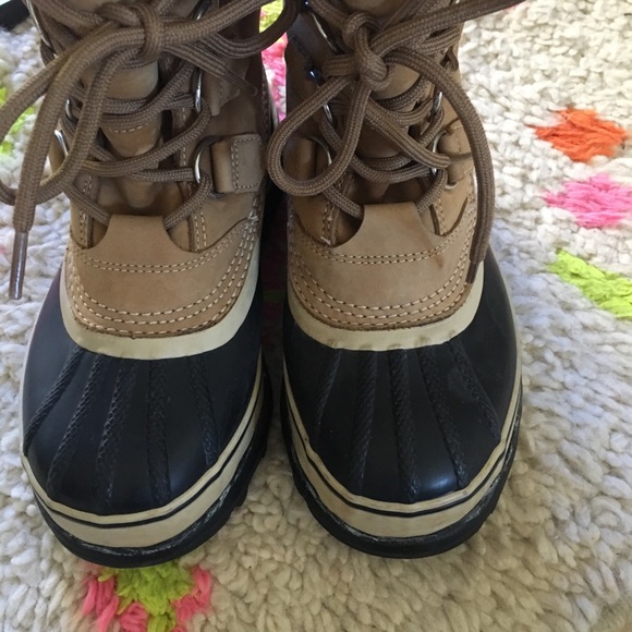Sorel Caribou tan size 6 - Picture 6 of 7